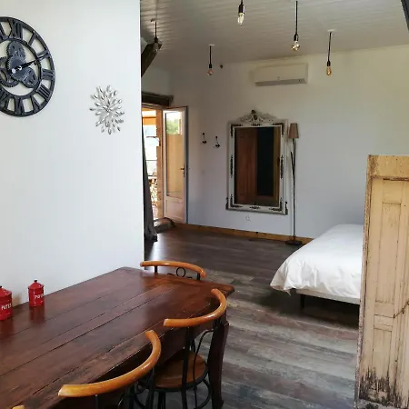 Le Puits De Garival Bed and breakfast 4*