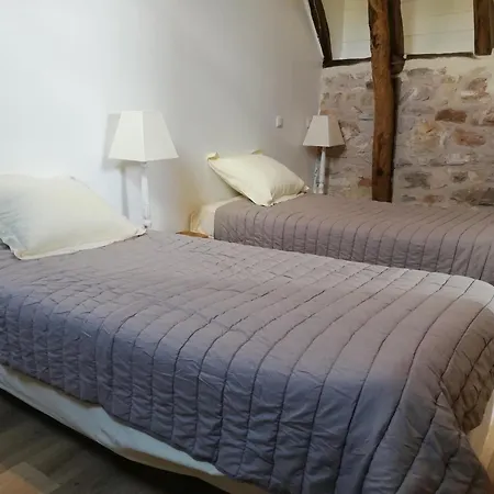 Le Puits De Garival Tour-de-Faure