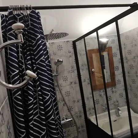 Le Puits De Garival Bed and breakfast 4*