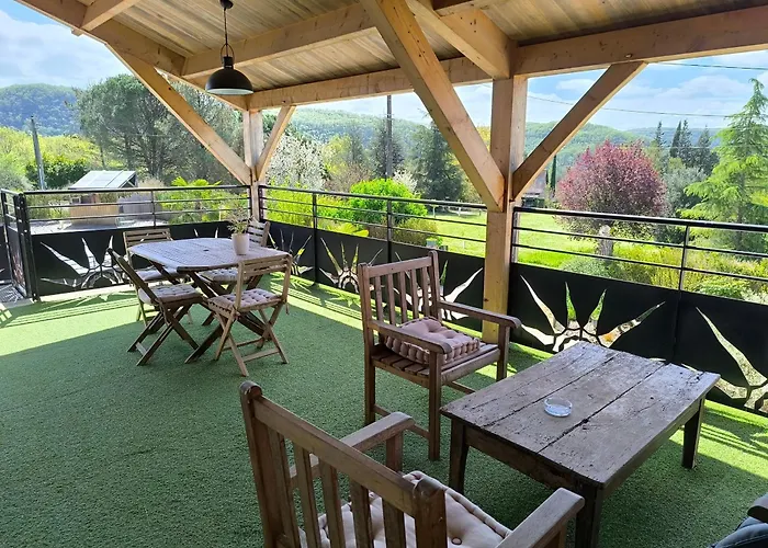 Le Puits De Garival B&B Tour-de-Faure