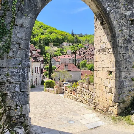 Le Puits De Garival