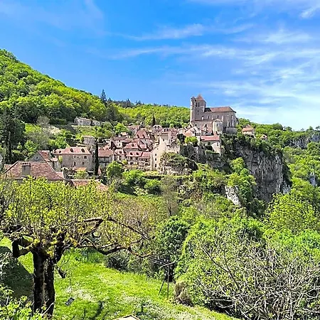 Oda ve Kahvaltı Le Puits De Garival 3*